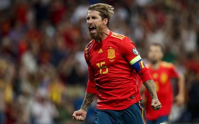 XK体育热评-世界杯小组赛战术复盘